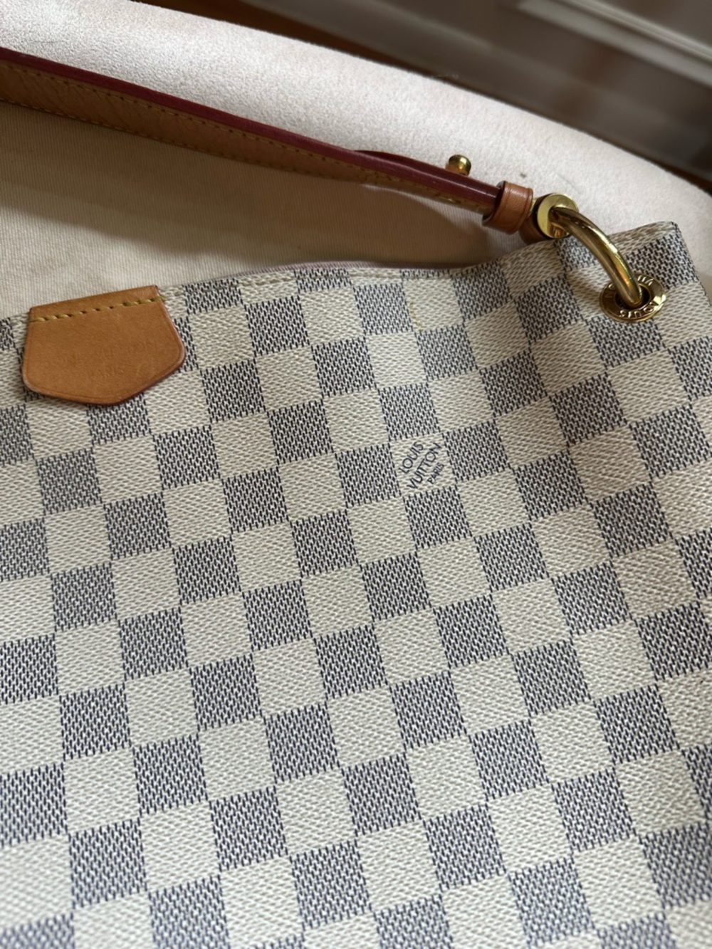 Louis Vuitton Graceful PM in Damier Azur - Picture 13 of 16